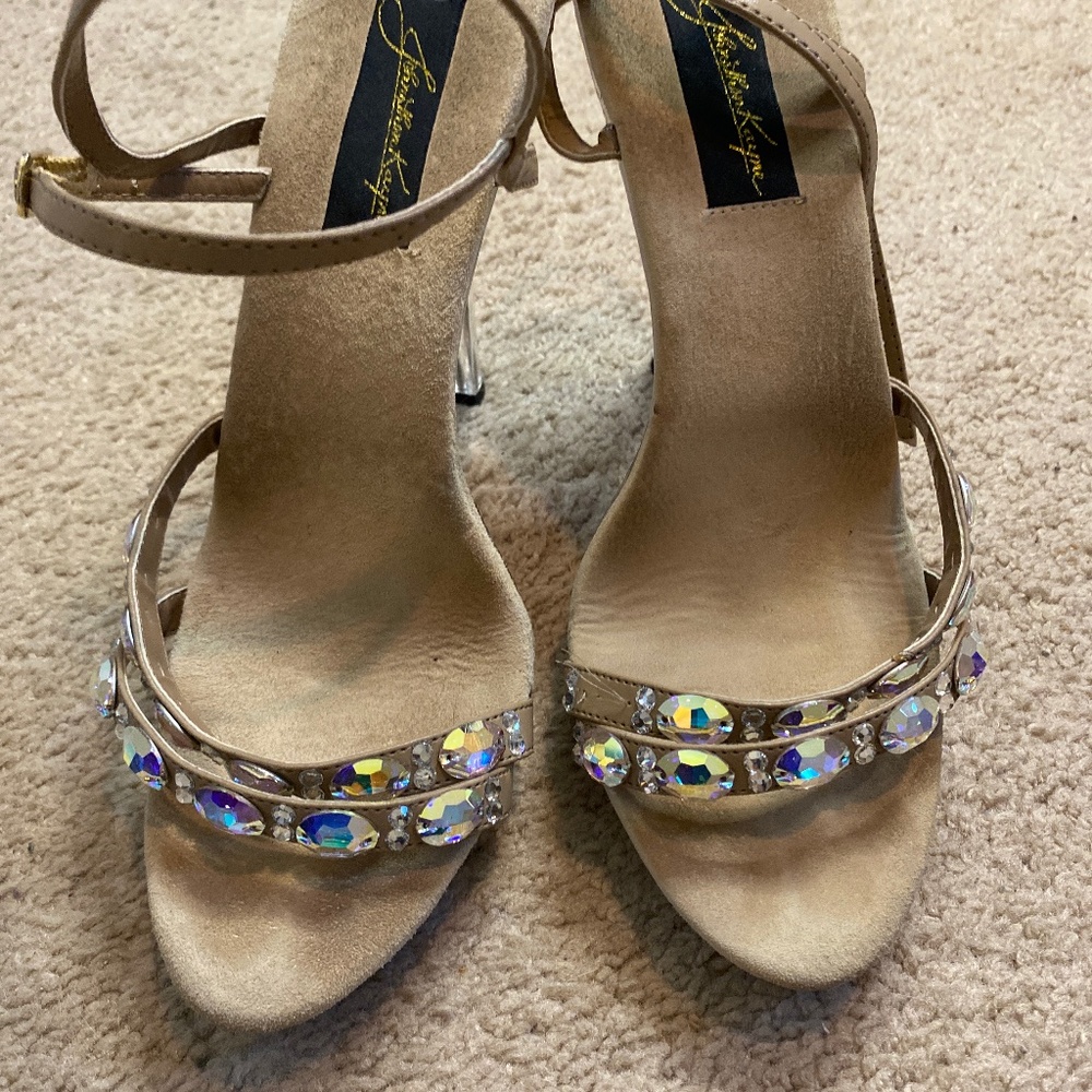 Johnathan Kayne Heels